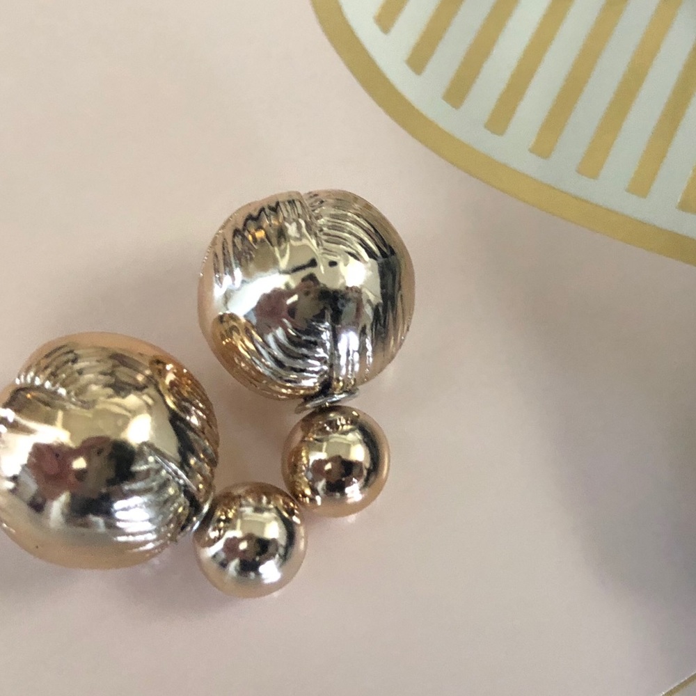 NWT EXPRESS ROSE GOLD RINGS & ROSE GOLD EARRINGS - Picture 6 of 8